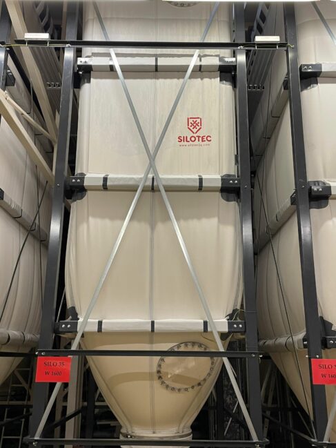 Detailansicht eines UV-Silos